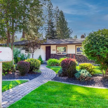 Villa Charming 3 Bed 2 And A Half Bath Family Oasis - Pool Bbq Fire Pit